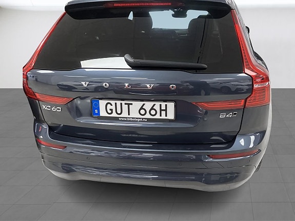 Volvo XC60 15 of 21