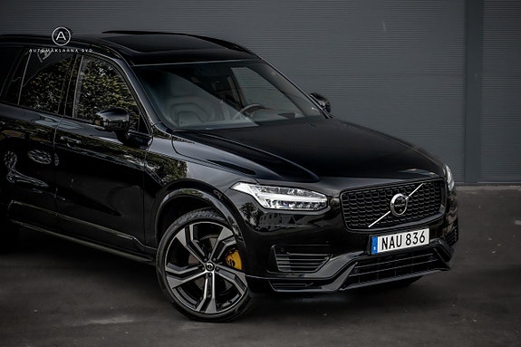 Volvo XC90 6 of 28