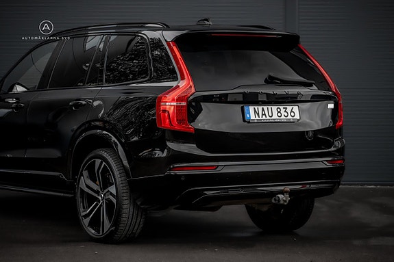 Volvo XC90 21 of 28