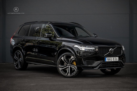 Volvo XC90 4 of 28