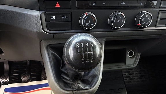 Volkswagen Crafter 35 12 of 15
