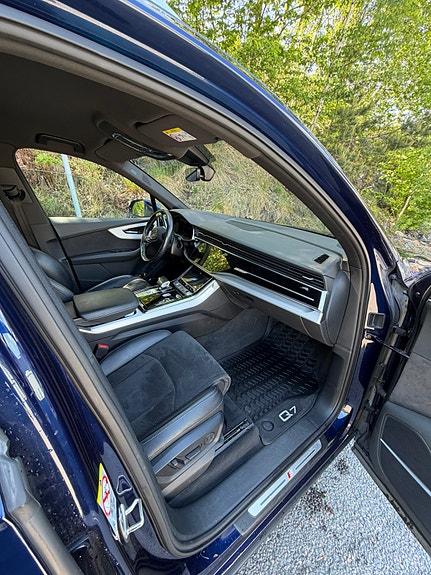 Audi Q7 5 of 5