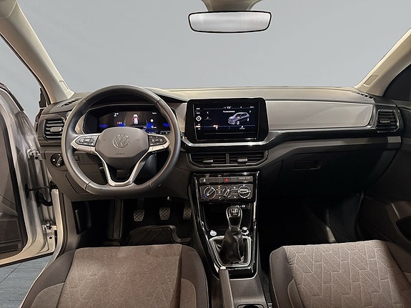 Volkswagen T-Cross 5 of 9