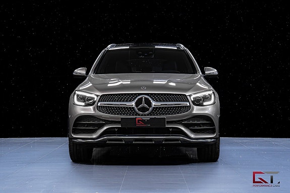 Mercedes-Benz GLC300 de 4 of 22