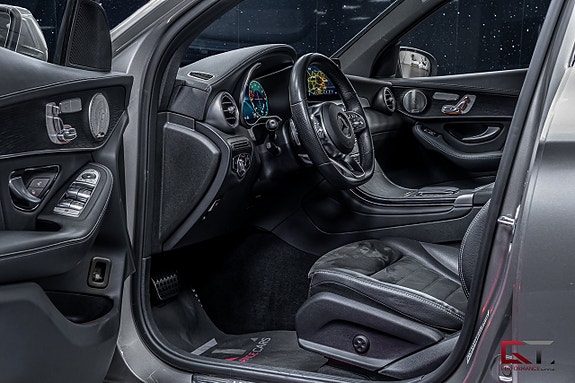 Mercedes-Benz GLC300 de 10 of 22