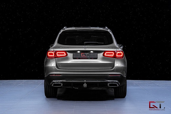 Mercedes-Benz GLC300 de 8 of 22