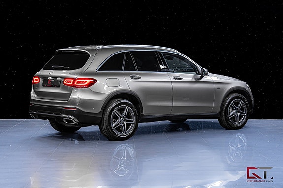 Mercedes-Benz GLC300 de 9 of 22