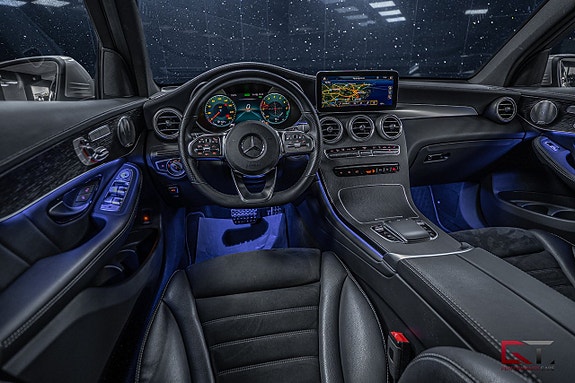 Mercedes-Benz GLC300 de 12 of 22