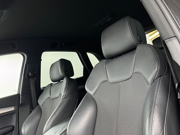 Audi Q5 6 of 17