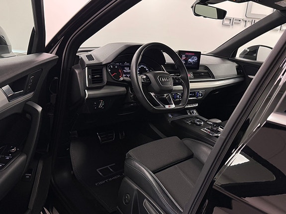 Audi Q5 3 of 5