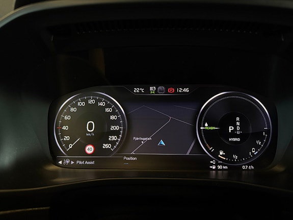 Volvo XC40 26 of 30