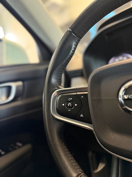 Volvo XC40 22 of 30