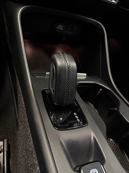 Volvo XC40 28 of 30