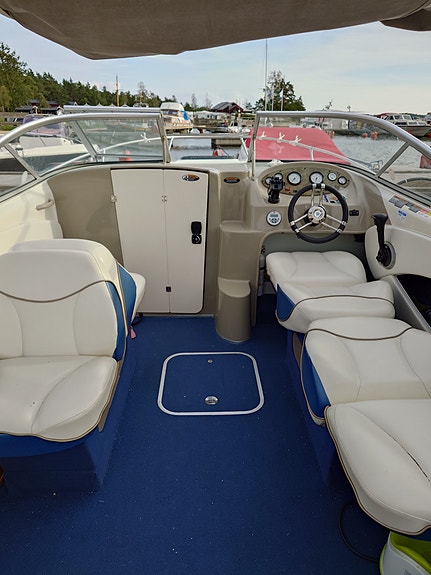 Bayliner Capri 2152 3 of 5