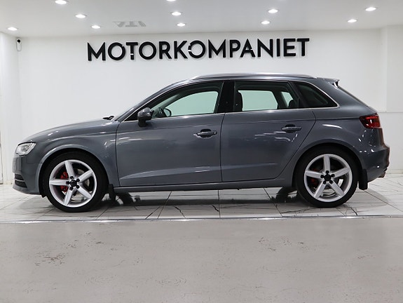 Audi A3 3 of 19