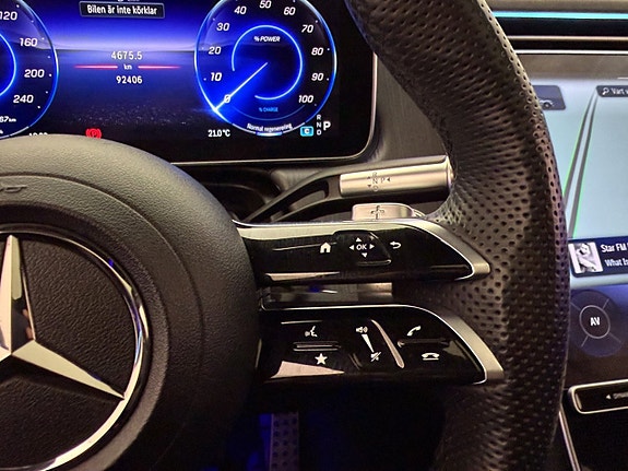 Mercedes-Benz EQS SUV 29 of 30