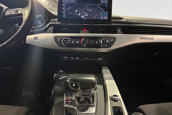 Audi A4 12 of 17