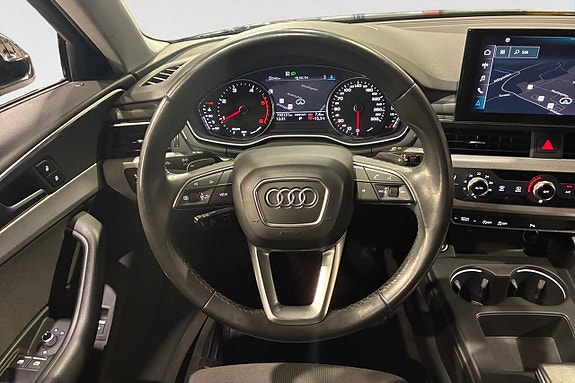 Audi A4 13 of 17