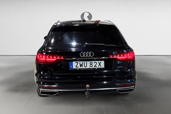 Audi A4 6 of 17