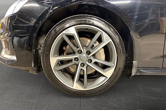 Audi A4 15 of 17