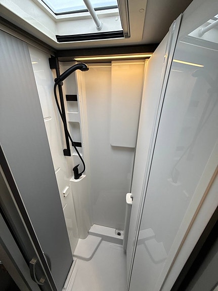 Hymer ML-T 570 Xperience 13 of 14