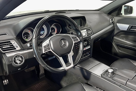 Mercedes-Benz E250 3 of 5