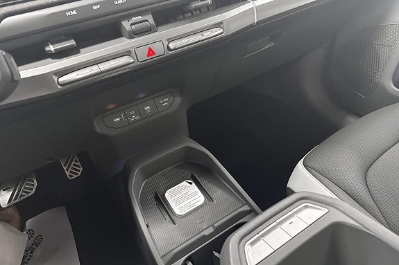 Kia EV3 13 of 17