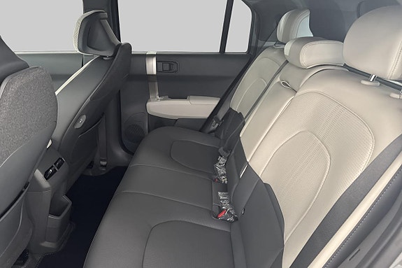 Kia EV3 11 of 17