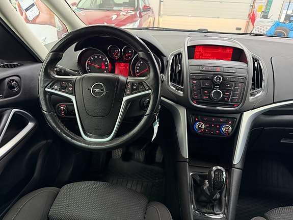 Opel Zafira Tourer 6 of 21