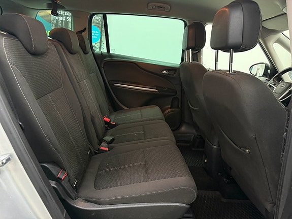 Opel Zafira Tourer 15 of 21