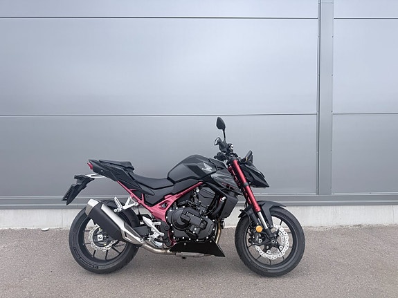 Honda CB750 Hornet E-Clutch