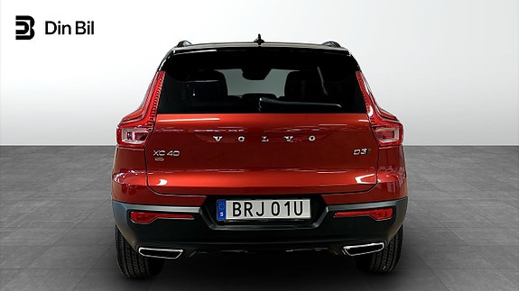 Volvo XC40 5 of 5