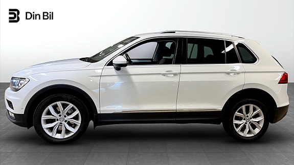 Volkswagen Tiguan 2 of 5