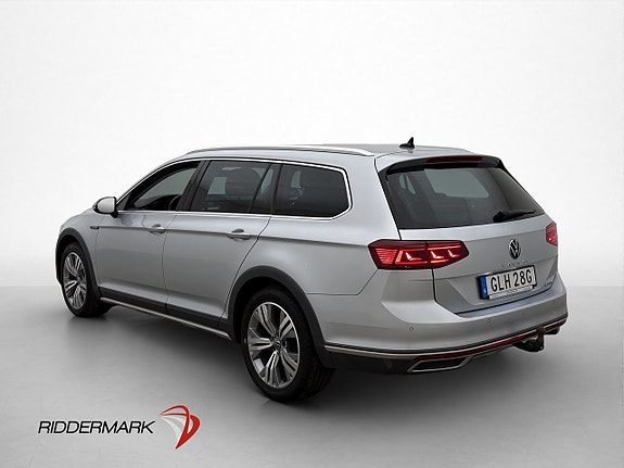 Volkswagen Passat Alltrack 4 of 27