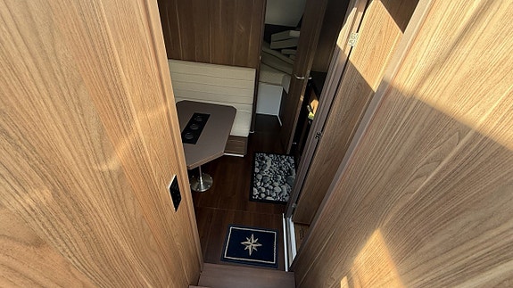 SeaLine S330 / Volvo Penta D6 330 -16 7 of 26