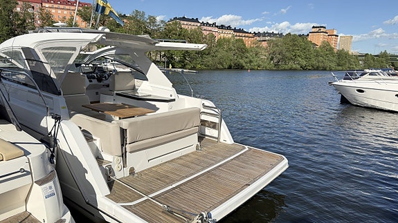 SeaLine S330 / Volvo Penta D6 330 -16 2 of 5