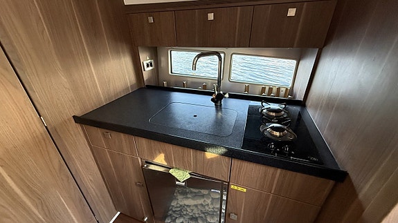SeaLine S330 / Volvo Penta D6 330 -16 12 of 26