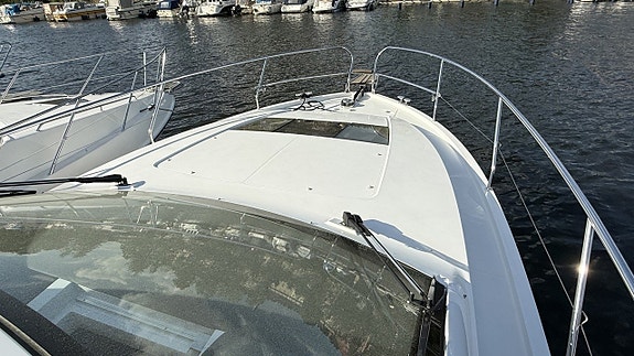 SeaLine S330 / Volvo Penta D6 330 -16 22 of 26