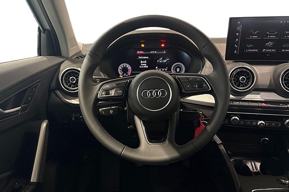 Audi Q2 11 of 22