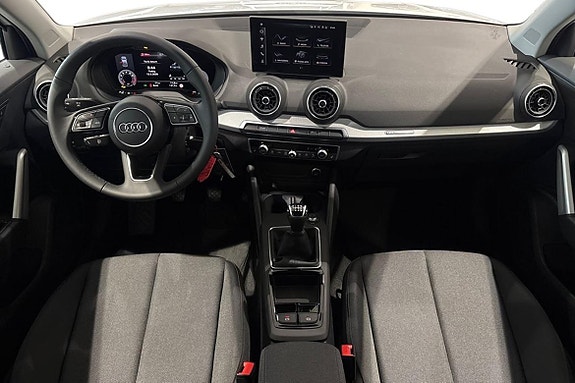 Audi Q2 10 of 22
