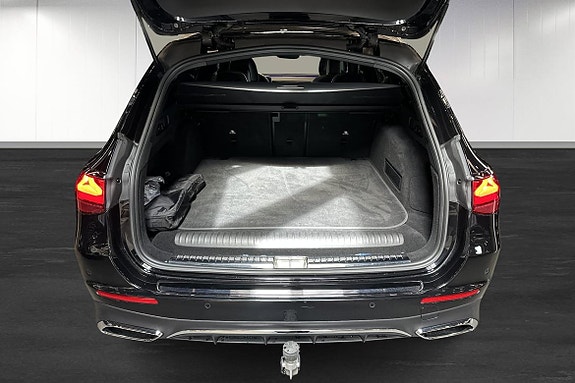 Mercedes-Benz E300 e 16 of 26