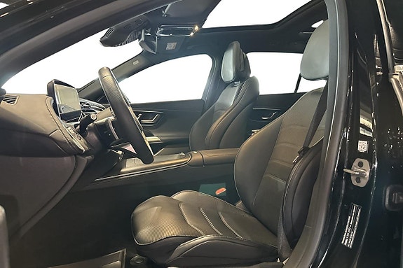 Mercedes-Benz E300 e 11 of 26