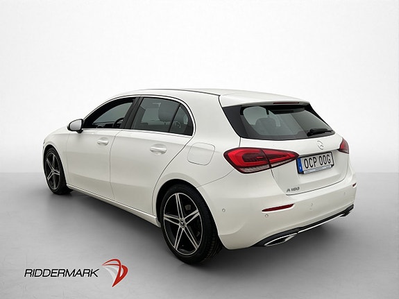 Mercedes-Benz A180 4 of 5