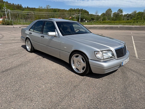 Mercedes-Benz S300