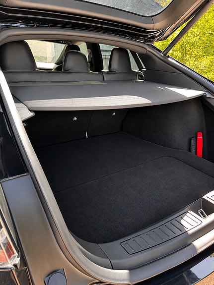 Tesla Model S 8 of 12