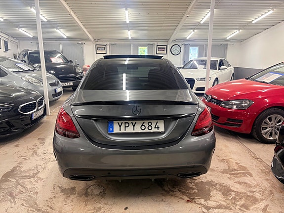Mercedes-Benz C220 d 4 of 26