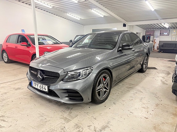 Mercedes-Benz C220 d 2 of 26