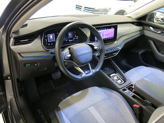 Skoda Octavia 23 of 30