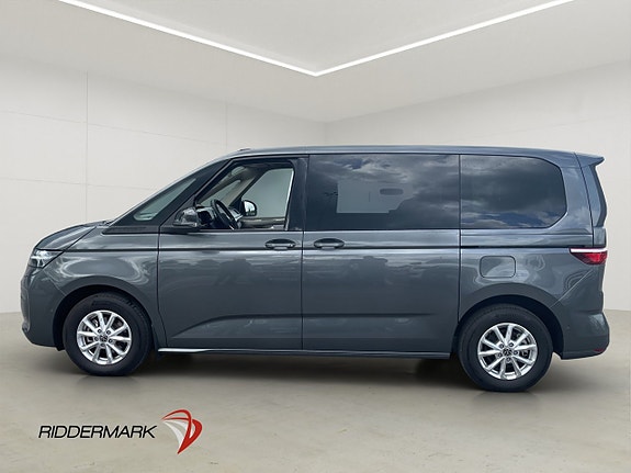 Volkswagen Multivan 6 of 30