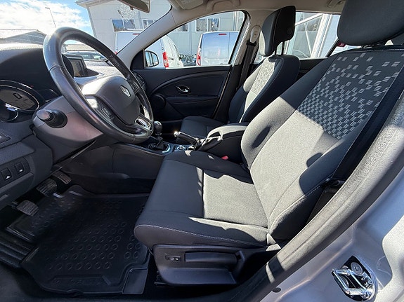 Renault Megane 13 of 18